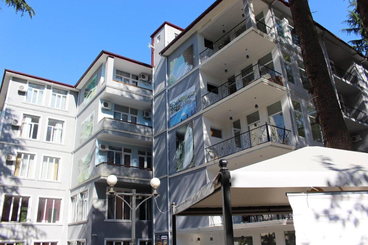 Hotel Nine Brothers Makhinjauri Luaran gambar