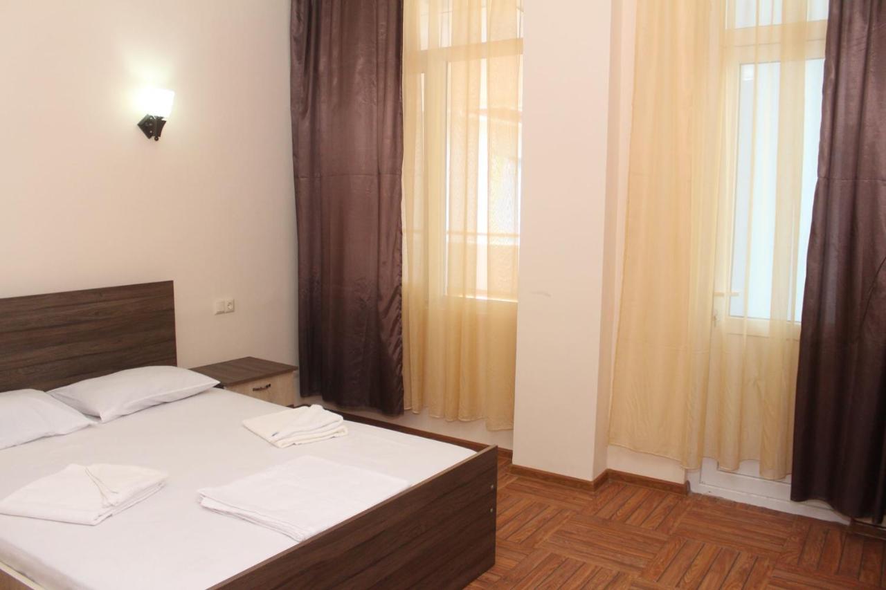 Hotel Nine Brothers Makhinjauri Luaran gambar