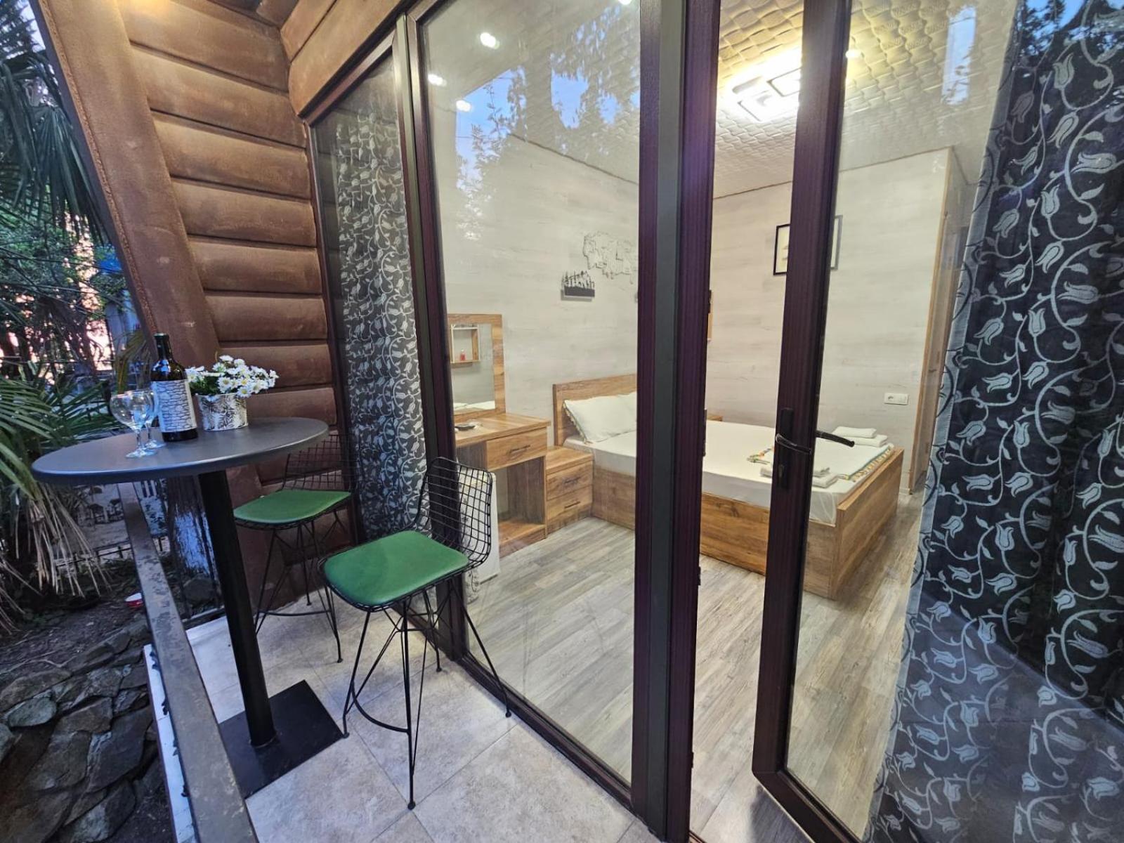 Hotel Nine Brothers Makhinjauri Luaran gambar