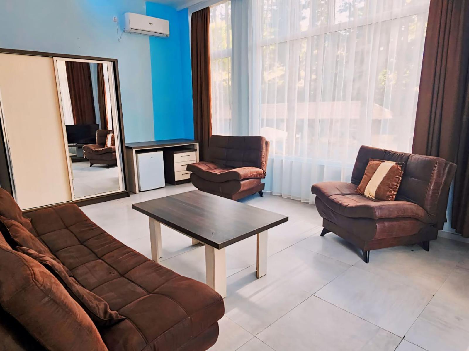 Hotel Nine Brothers Makhinjauri Luaran gambar