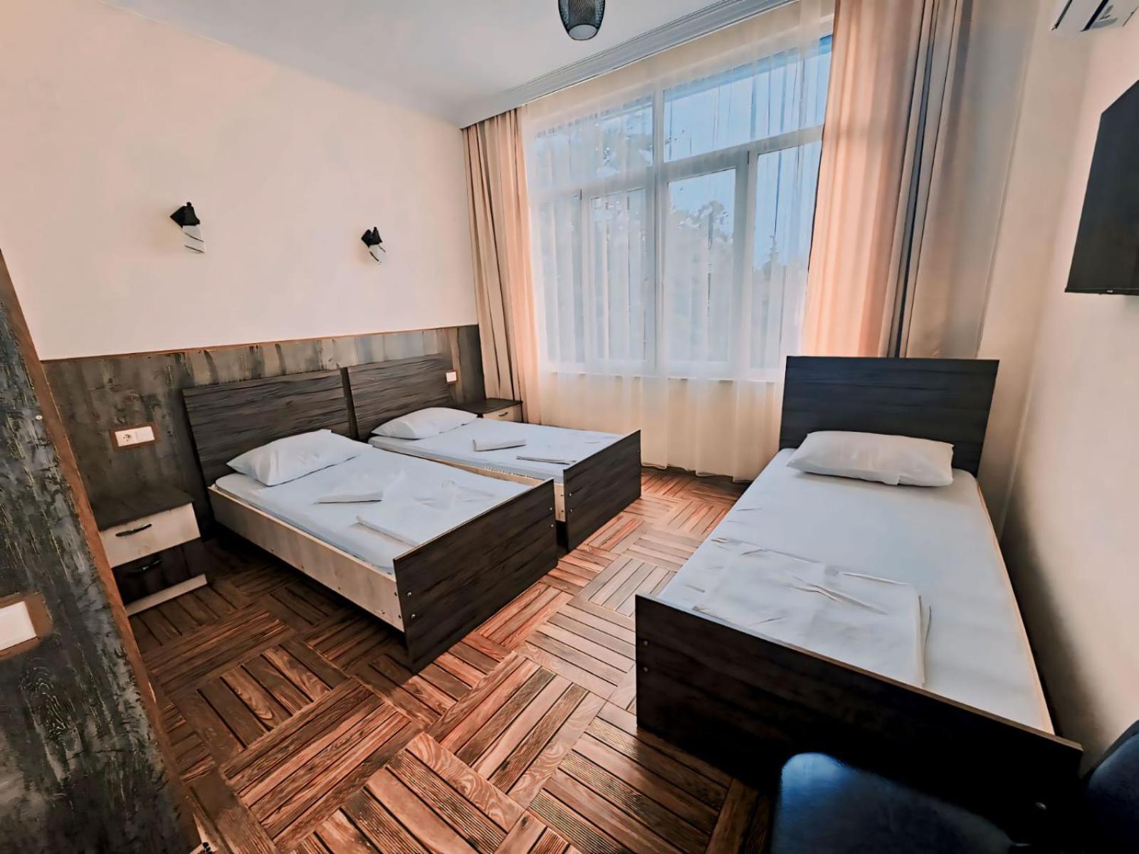 Hotel Nine Brothers Makhinjauri Luaran gambar