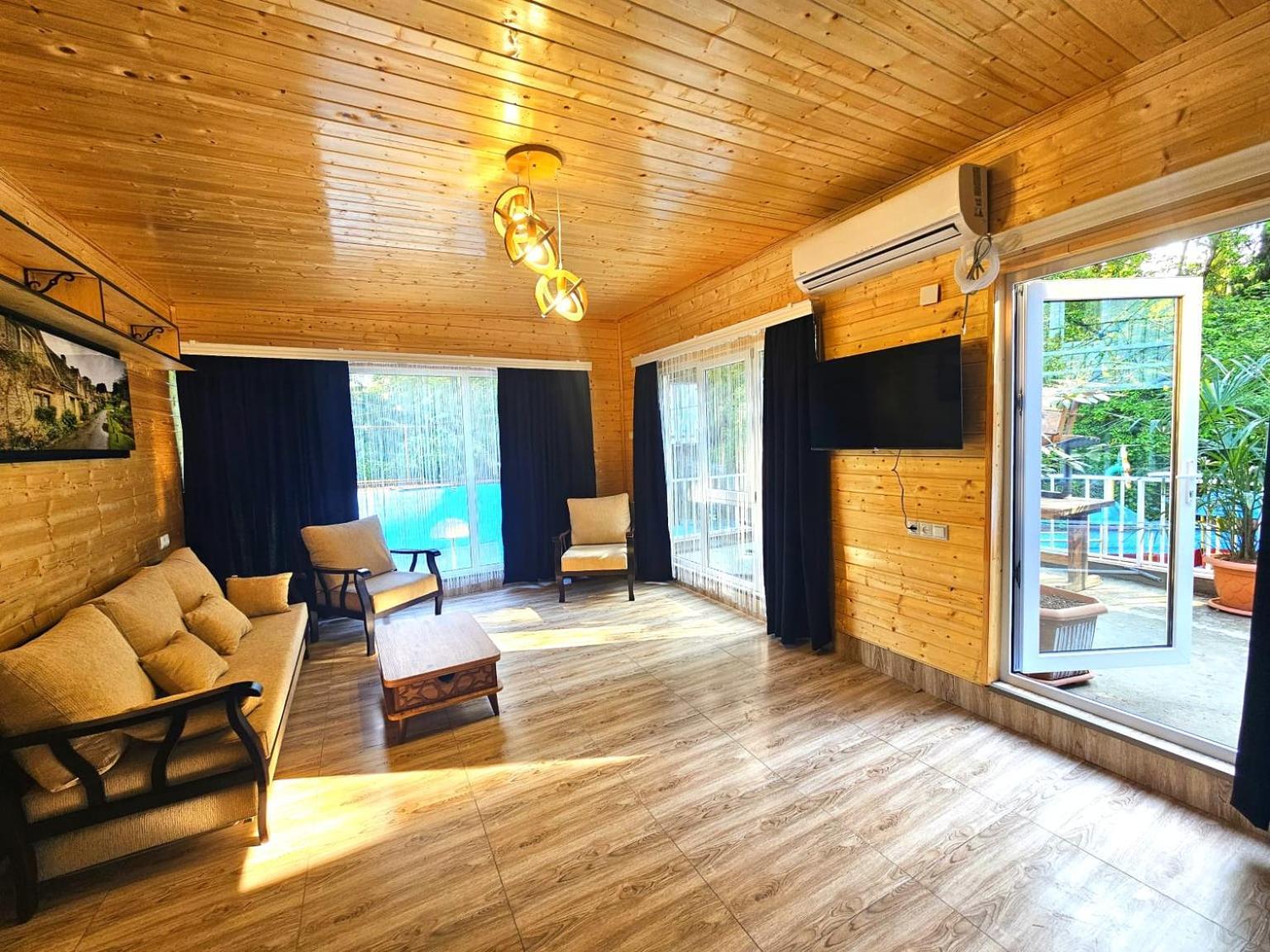 Hotel Nine Brothers Makhinjauri Luaran gambar